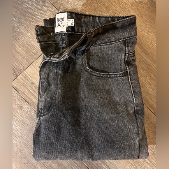 Princess Polly jeans - Picture 2 of 4